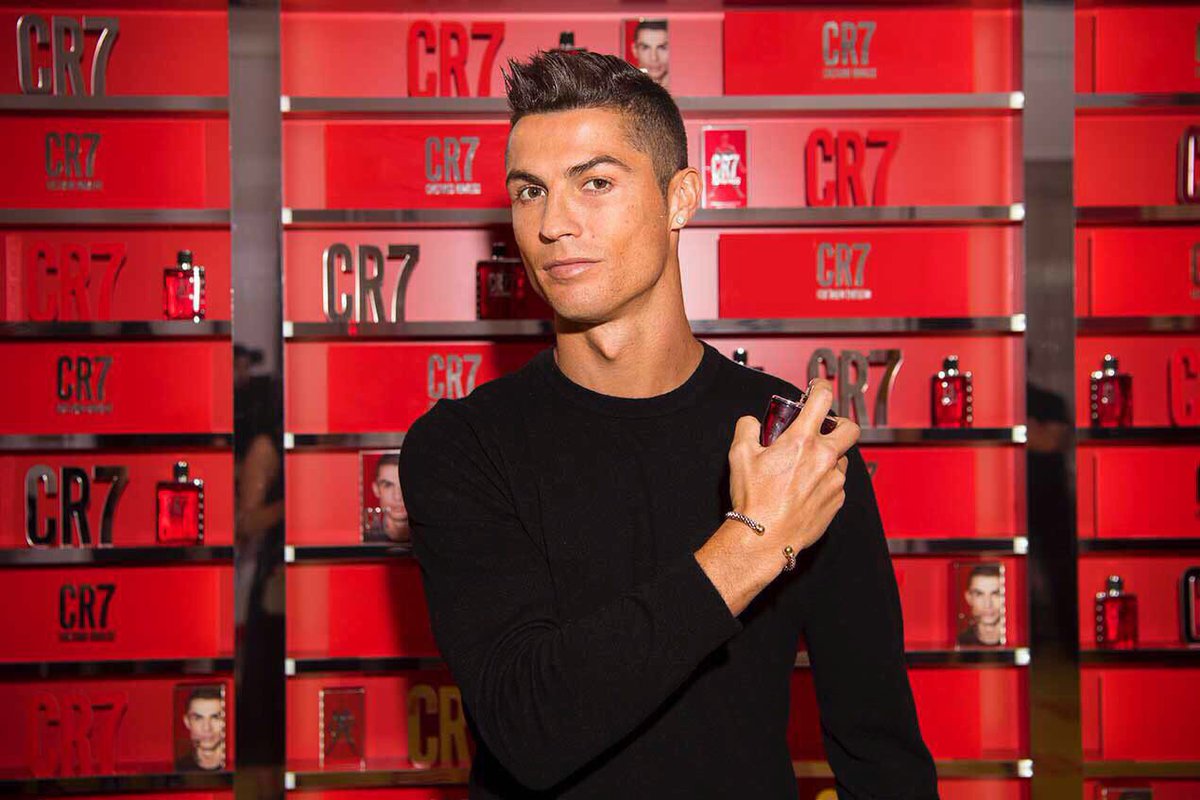 Cristiano Ronaldo completes 400 million followers on Instagram